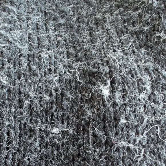 Dynamite Sweater - Picture 11 of 12